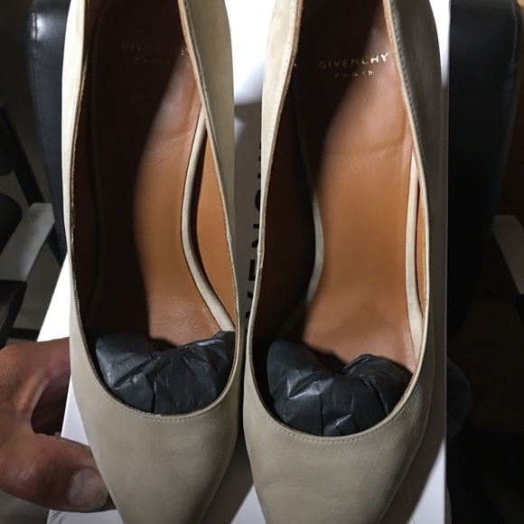 Designer Shoes - Picture 7 of 15